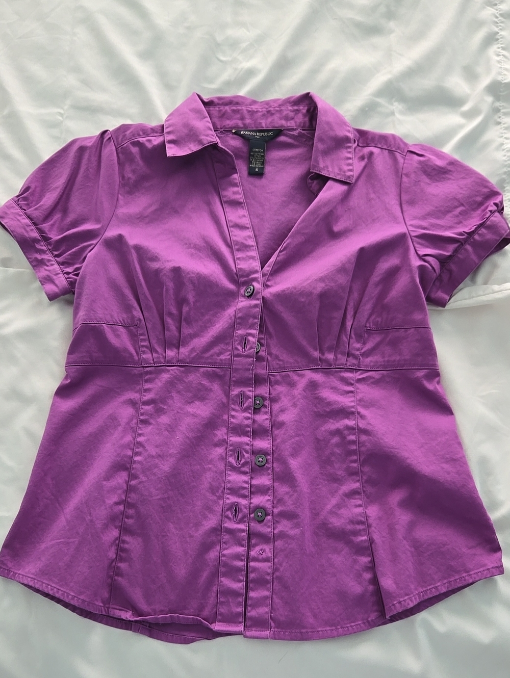 Banana Republic Violet Short Sleeve Button-Front Shirt